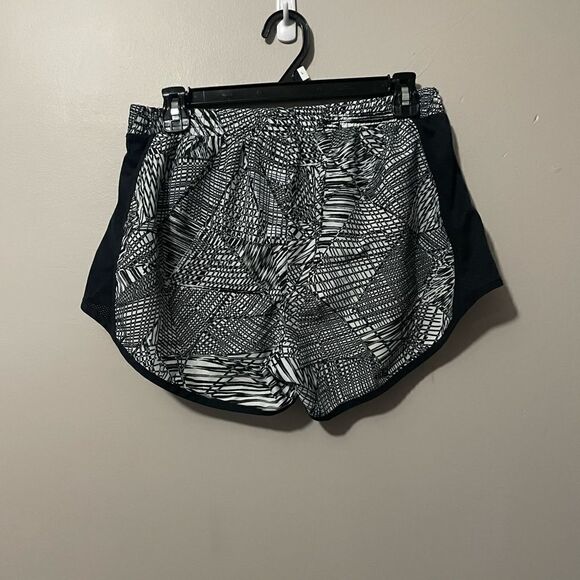Under Armour shorts  - Picture 2 of 6